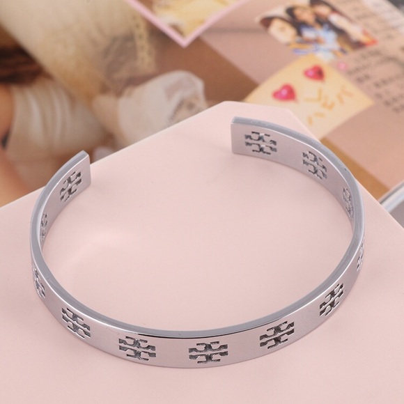 NWT Tory Burch Silver Pierced Logo Cuff Bracelet - Picture 3 of 7